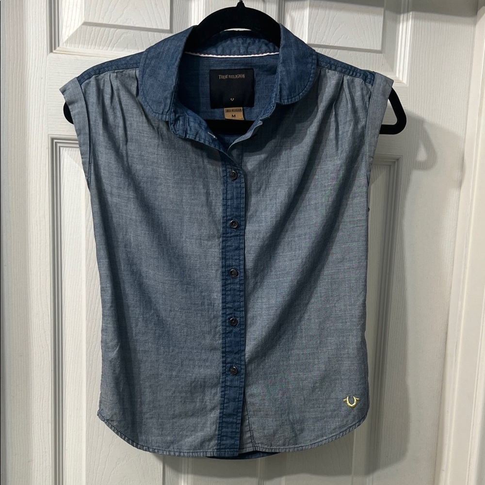 True Religion Chambray Button Front Top Size Medium